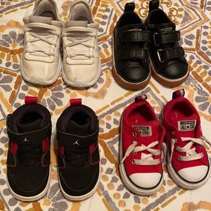Bundle of 4 pair of toddler tennis shoes
